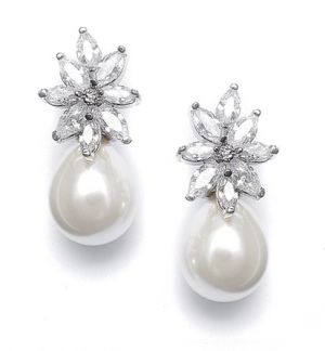 layla-pearl-earrings - elegant and ladylike - pearl photos.jpg